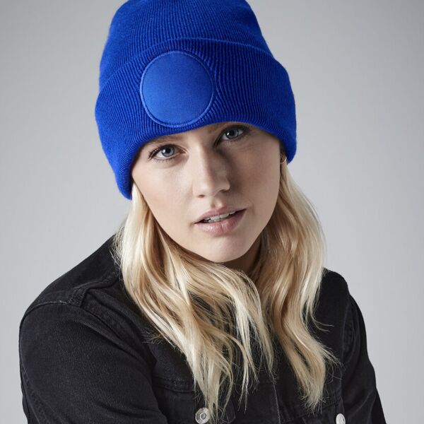 Circular patch beanie Thumbnail